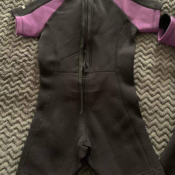 Set of wetsuits - Picture 4 of 5